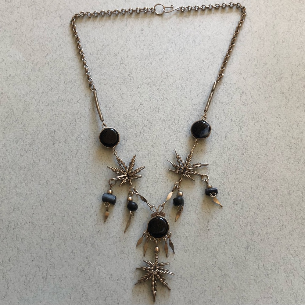 Vintage peruvian pot leaf necklace